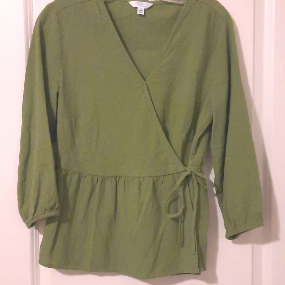 Time and Tru Olive Green Top